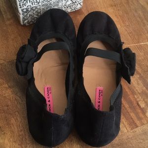 Zigi Butterscotch Black Flats 6 Floral